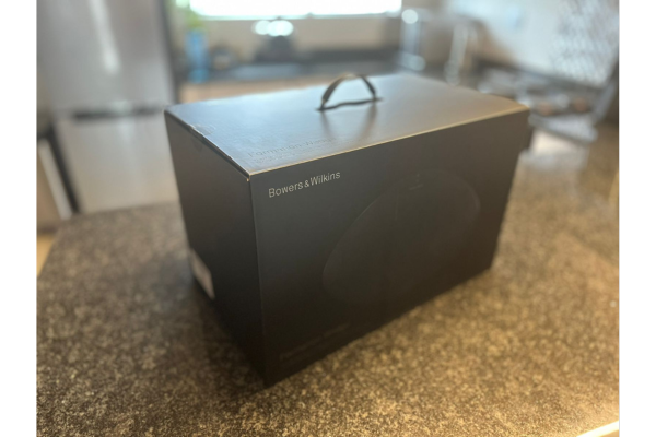 Bowers & Wilkins Formation Wedge (used)